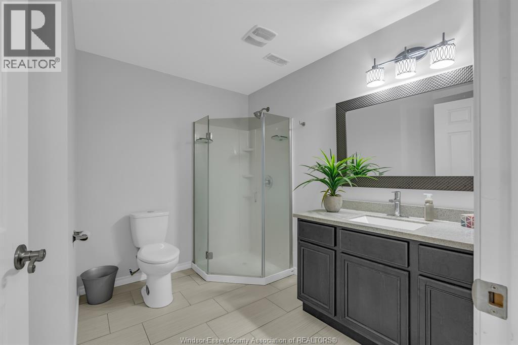 389 DONLON - Image 34
