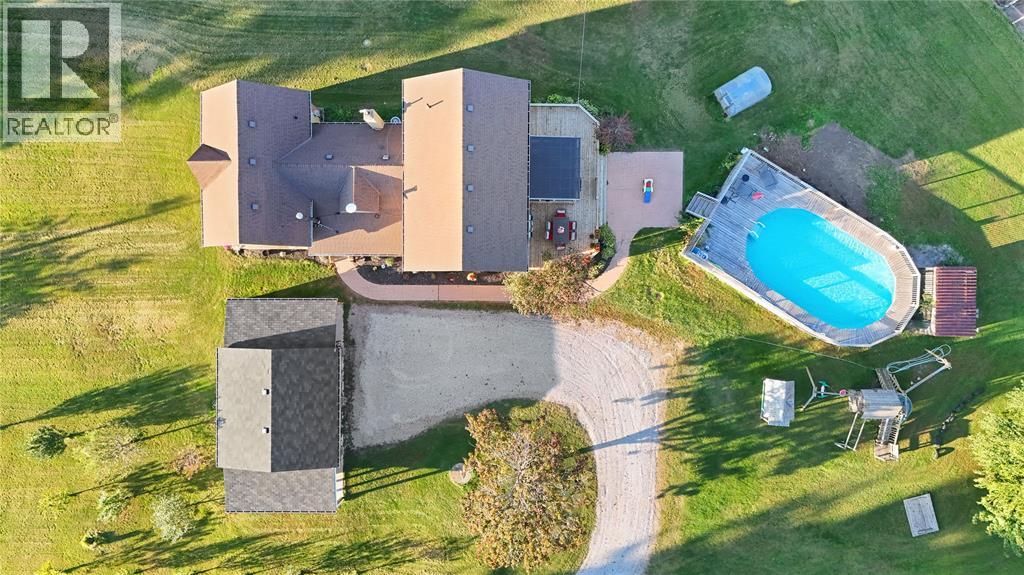 1252 Downie ROAD - 29