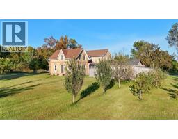 1252 Downie Road, Dawn Euphemia, ON N0P1C0 Photo 36