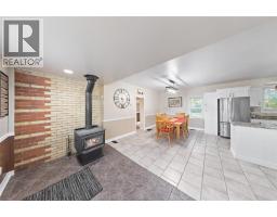4pc Bathroom - 1252 Downie Road, Dawn Euphemia, ON N0P1C0 Photo 8