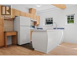 3027 W 7th Avenue, Vancouver, BC V6K1Z7 Photo 10