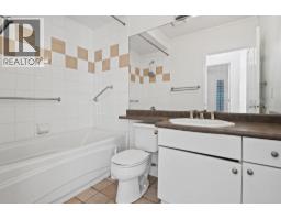 3027 W 7th Avenue, Vancouver, BC V6K1Z7 Photo 23