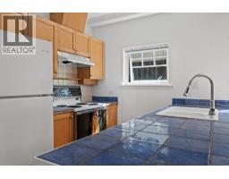 3027 W 7th Avenue, Vancouver, BC V6K1Z7 Photo 7