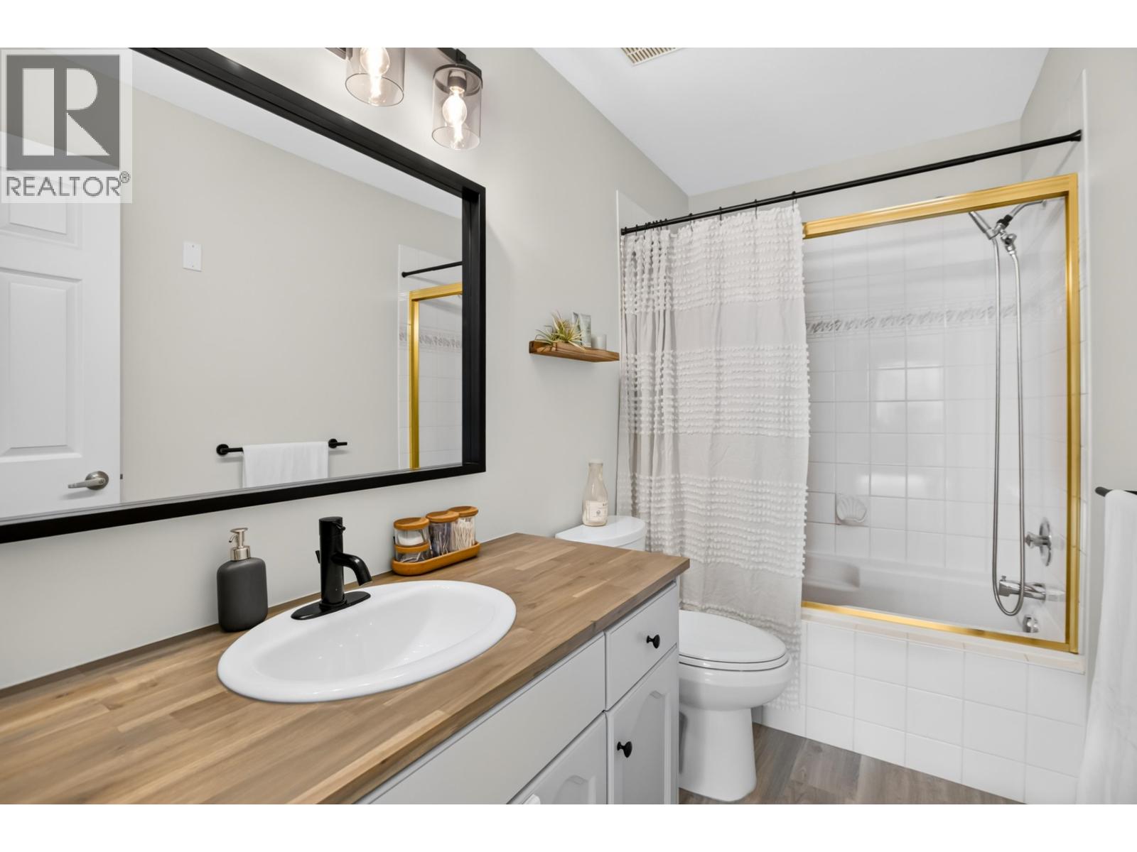 11 22751 HANEY BYPASS, Maple Ridge