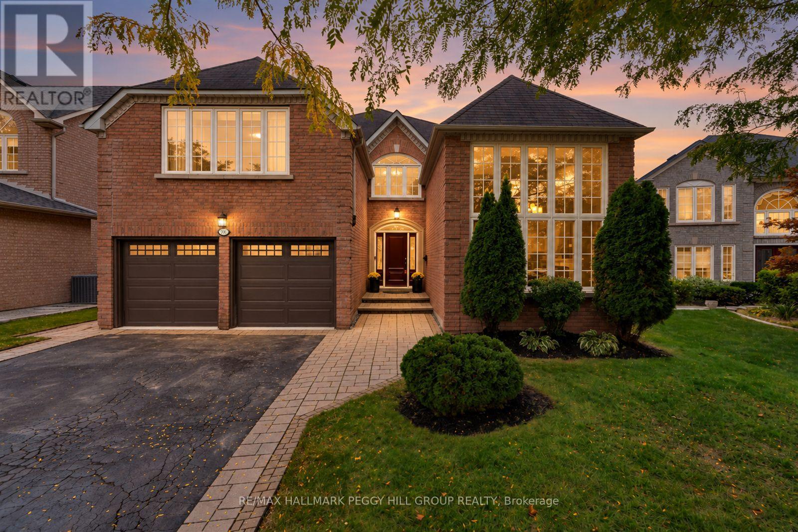 590 Gagnon Place, Newmarket, ON