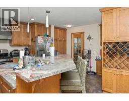475 Harry Road, Gibsons, BC V0N1V5 Photo 10