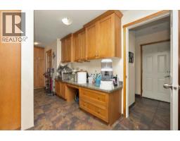 475 Harry Road, Gibsons, BC V0N1V5 Photo 11