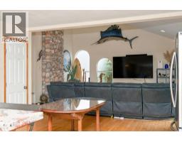 475 Harry Road, Gibsons, BC V0N1V5 Photo 13