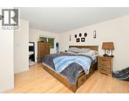 475 Harry Road, Gibsons, BC V0N1V5 Photo 18