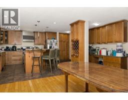 475 Harry Road, Gibsons, BC V0N1V5 Photo 7