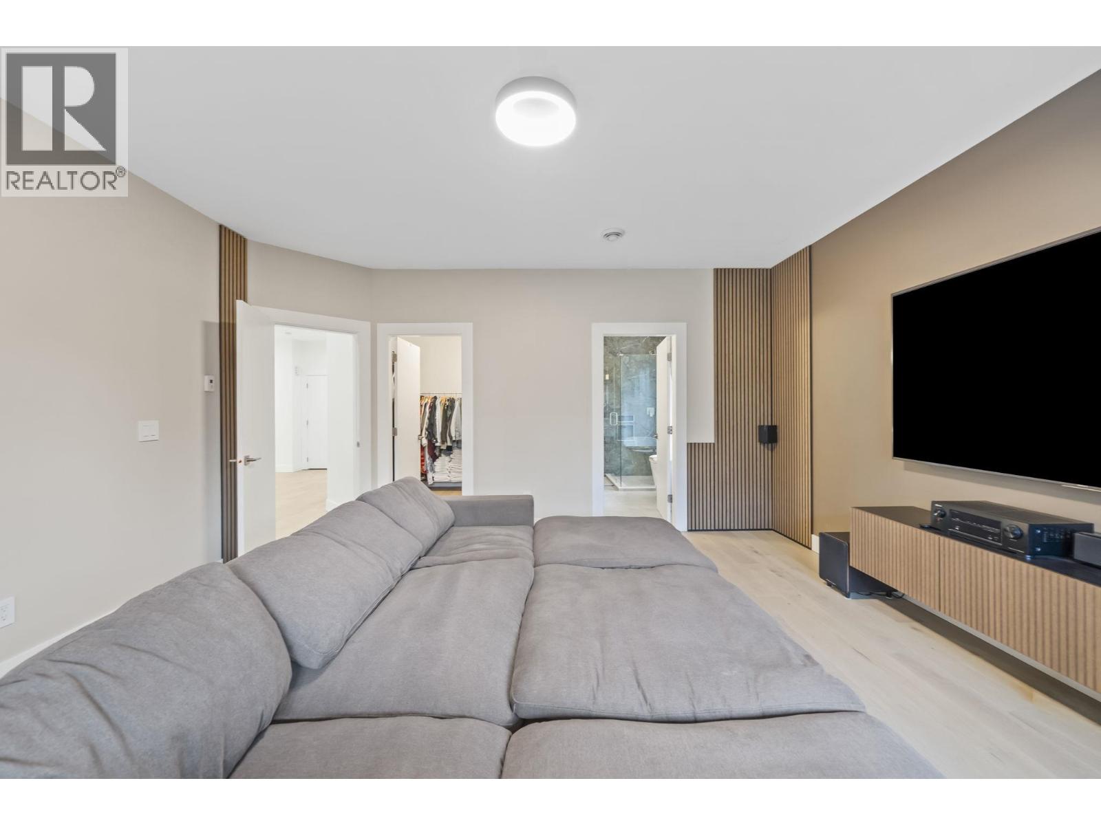 Photo of 5358 CRESCENT DRIVE 26