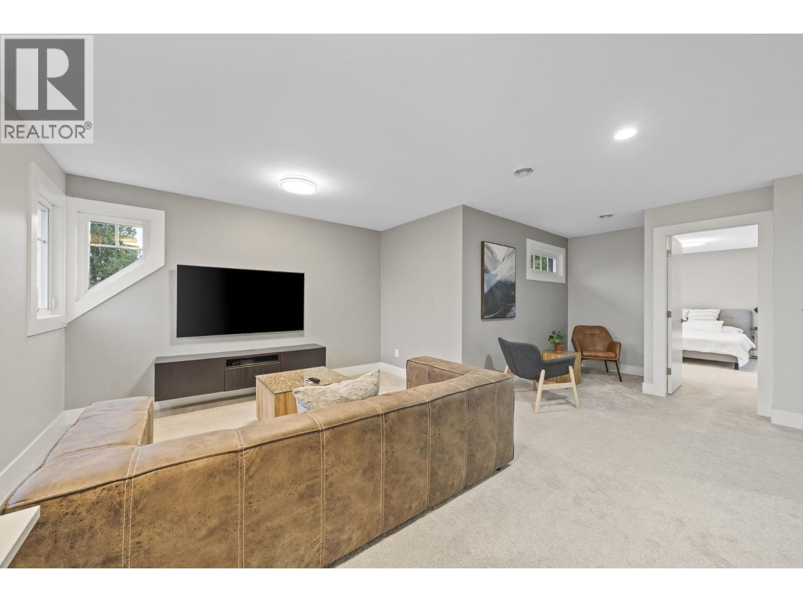 Photo of 5358 CRESCENT DRIVE 31