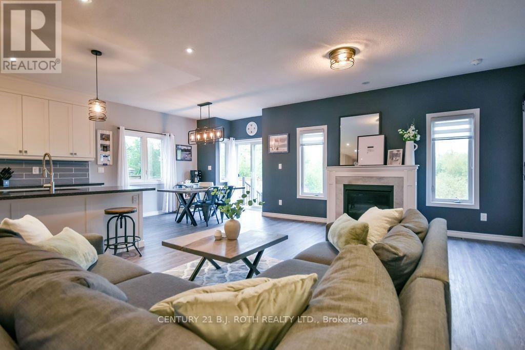 38 Beverly Street, Springwater photo 5