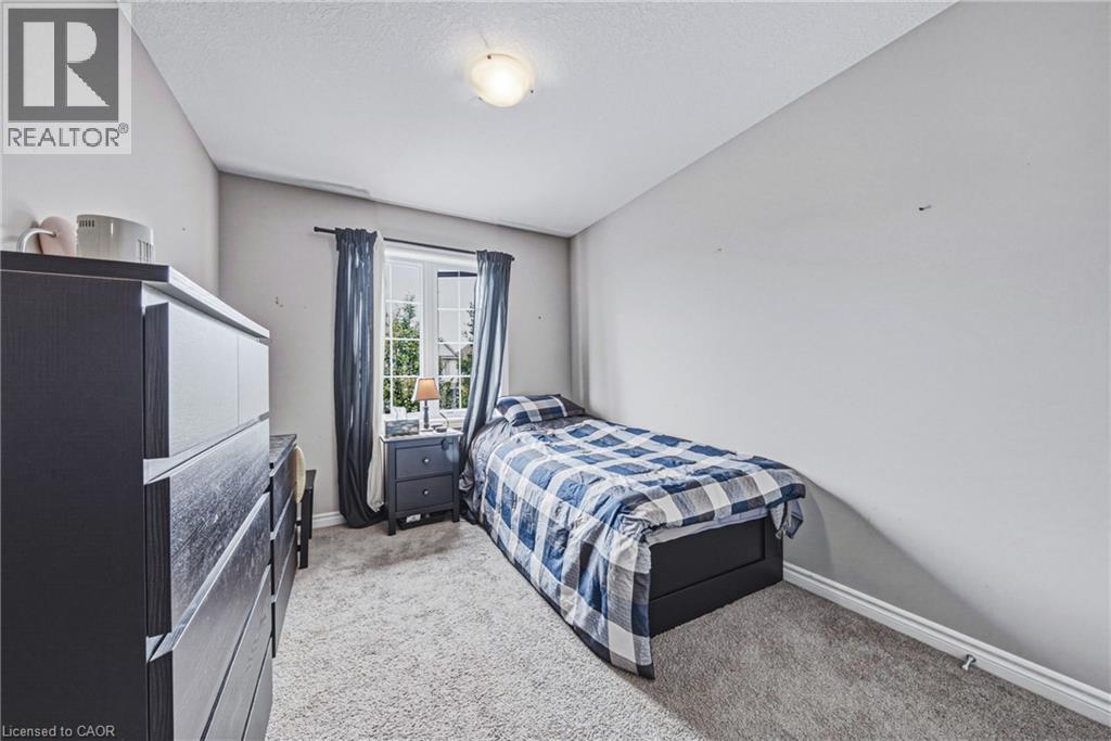 93 COULING Crescent - 20