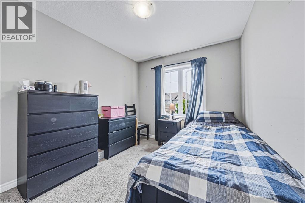 93 COULING Crescent - 21