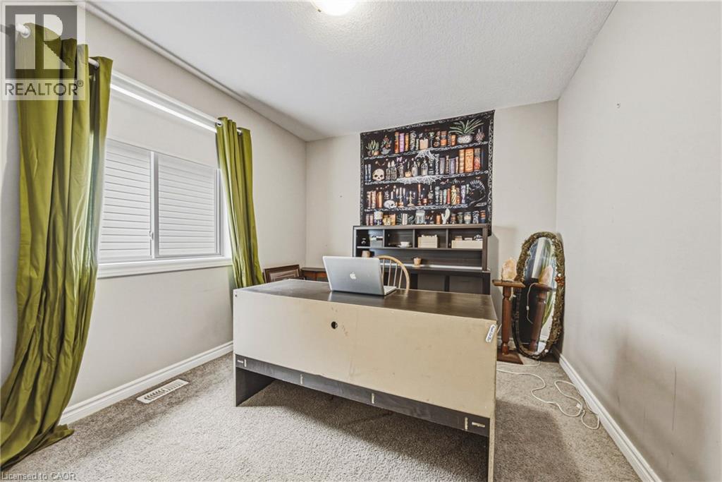 93 COULING Crescent - 22