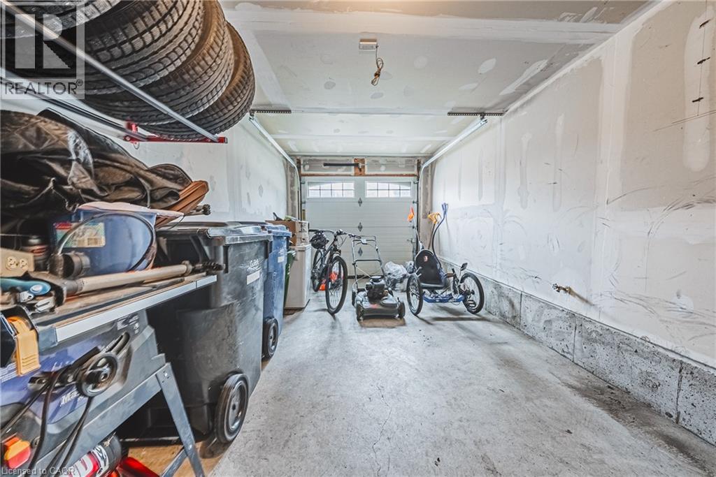 93 COULING Crescent - 30