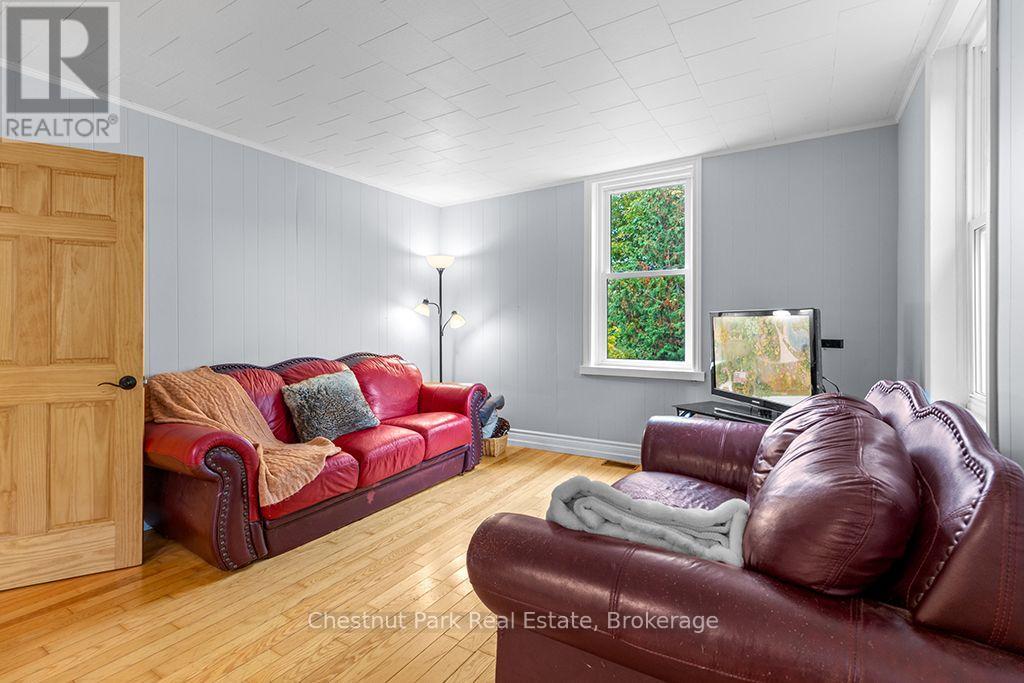 138237 GREY ROAD 112 - Image 12