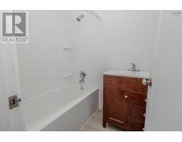 57 Catherine Street, Glace Bay, NS B1A2J8 Photo 29