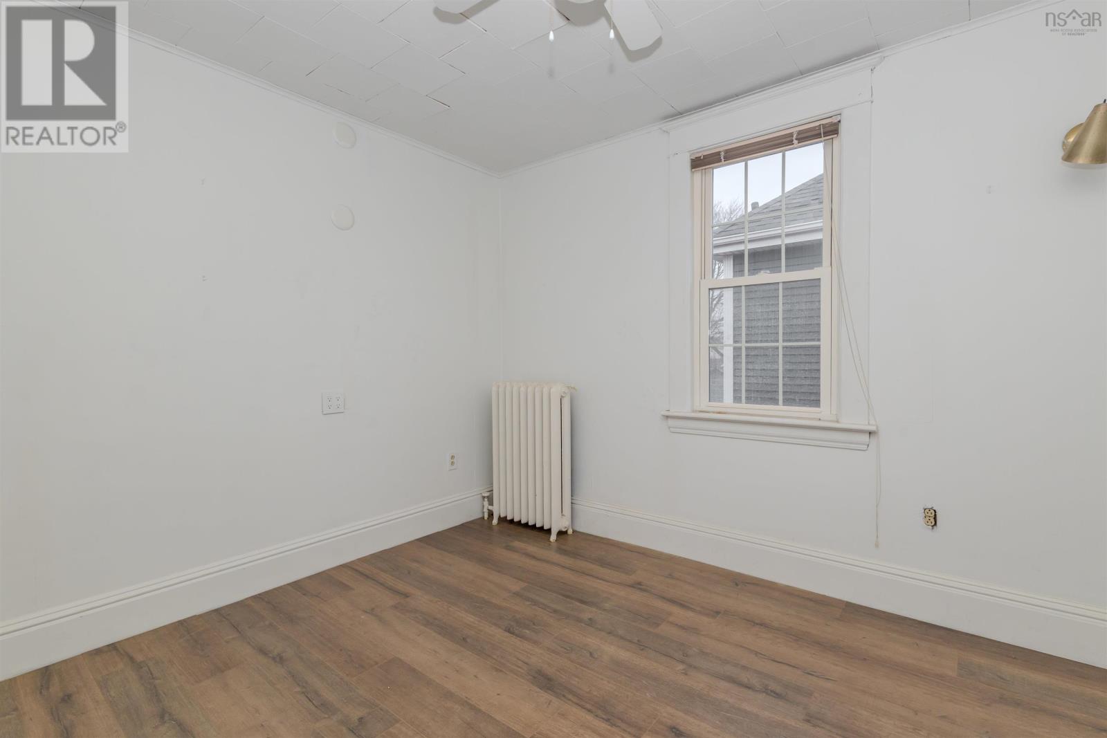 57 Catherine Street - 36