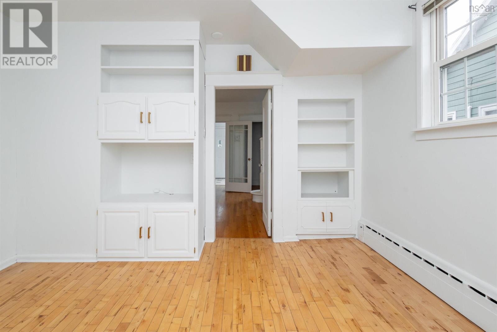 57 Catherine Street - 23