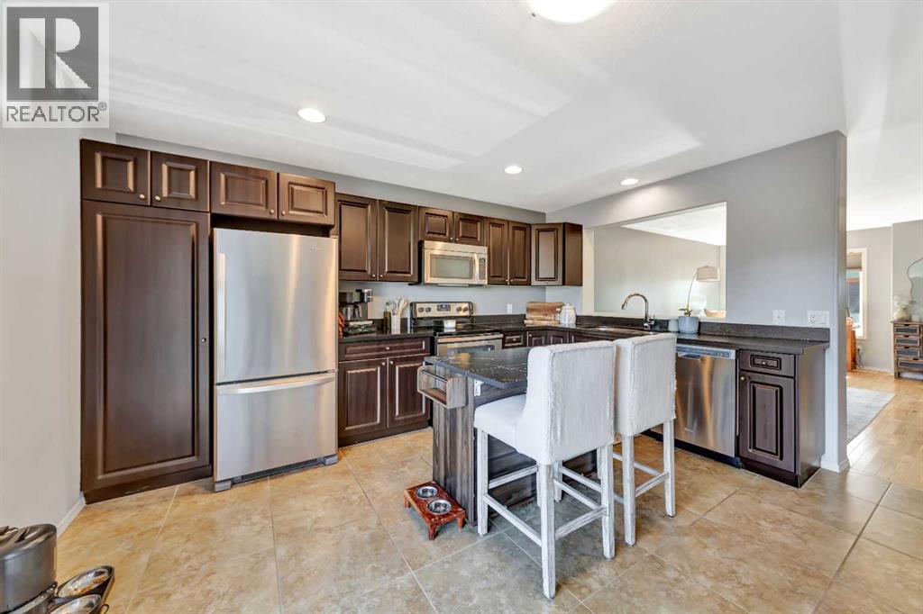 #9, 4738 13 Street - 9