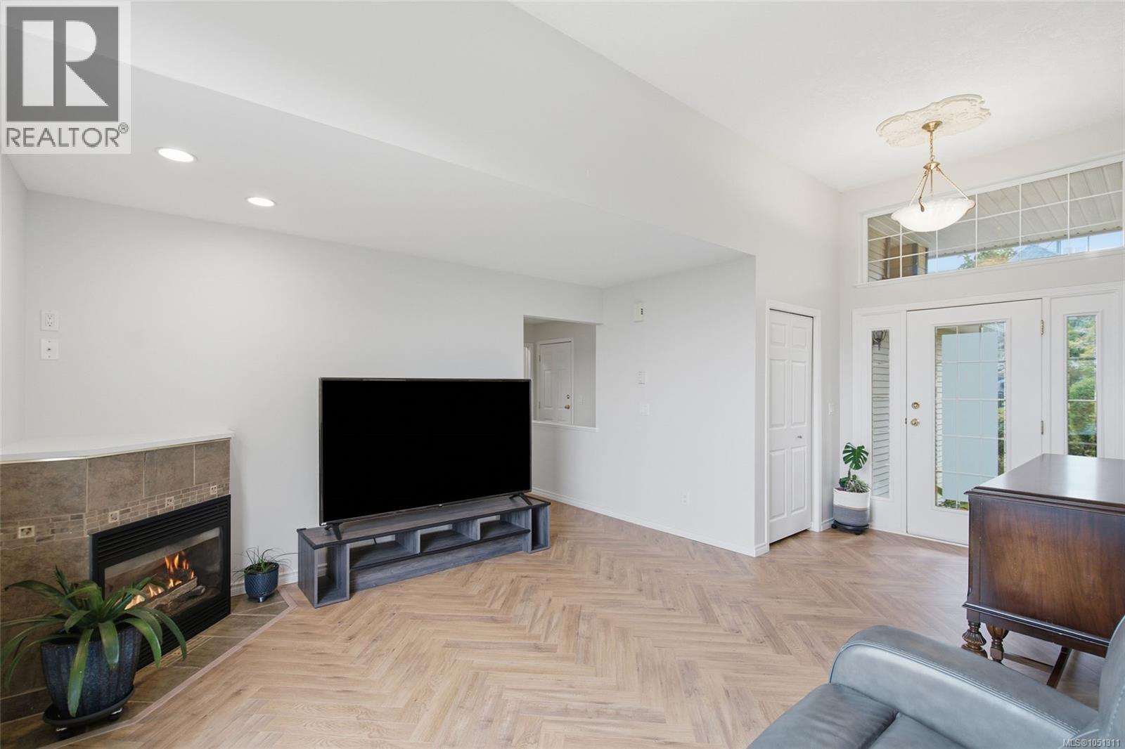 523 Louise Rd - Image 8