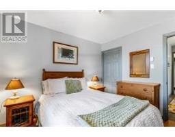 3 Marshall’s Hill thumbnail 16