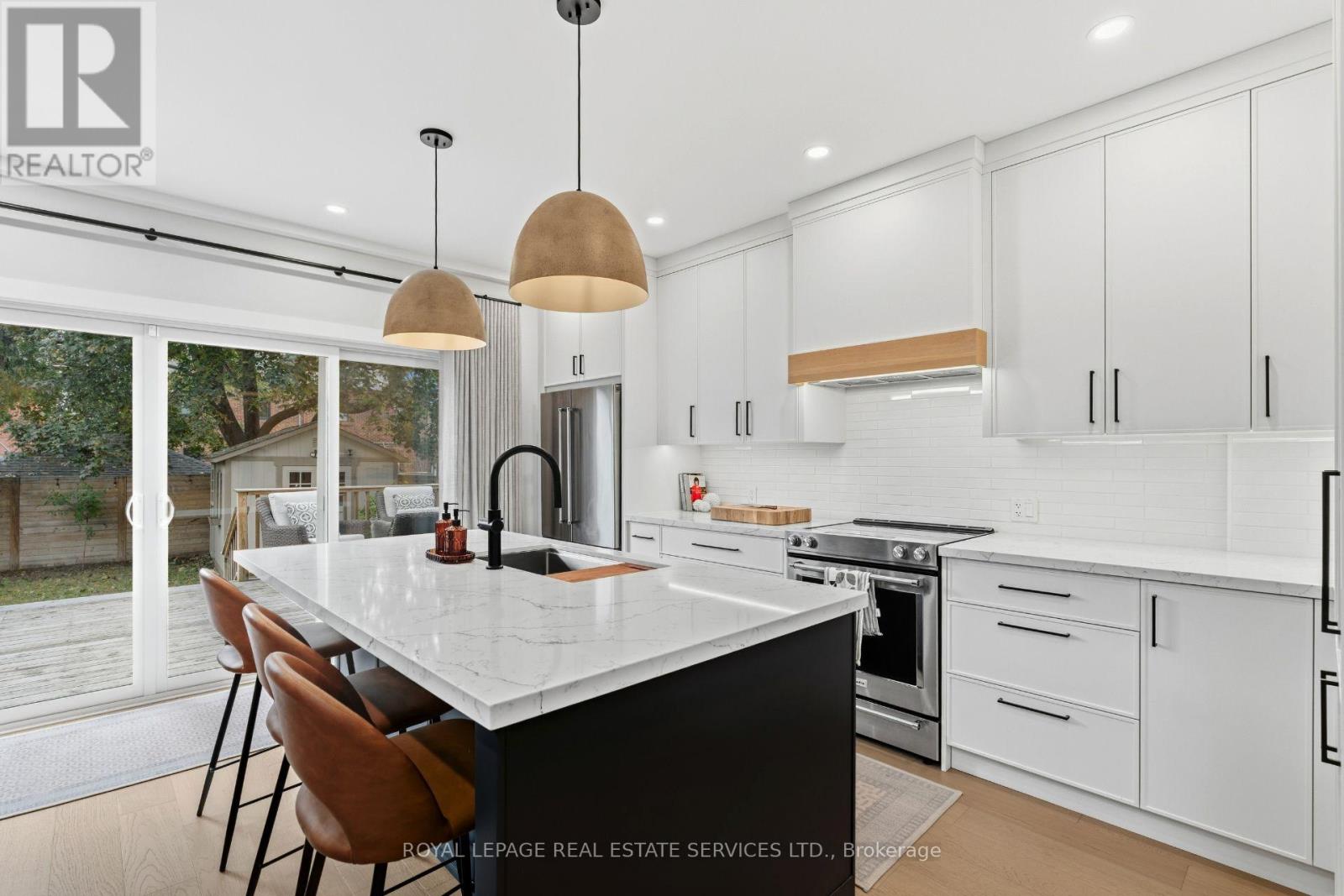 865 WINDERMERE AVENUE - Image 11