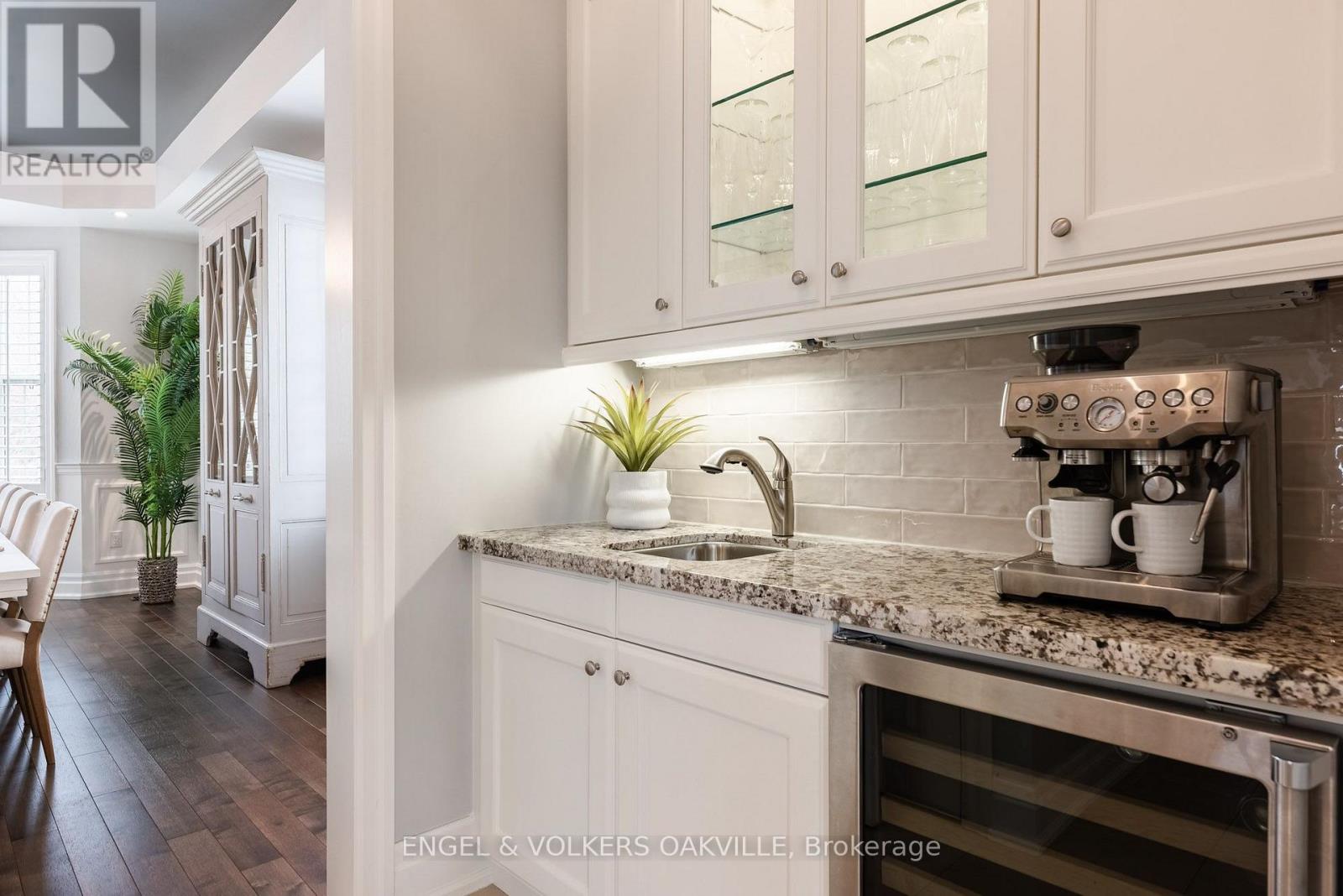 33 BARRACLOUGH BOULEVARD - 43