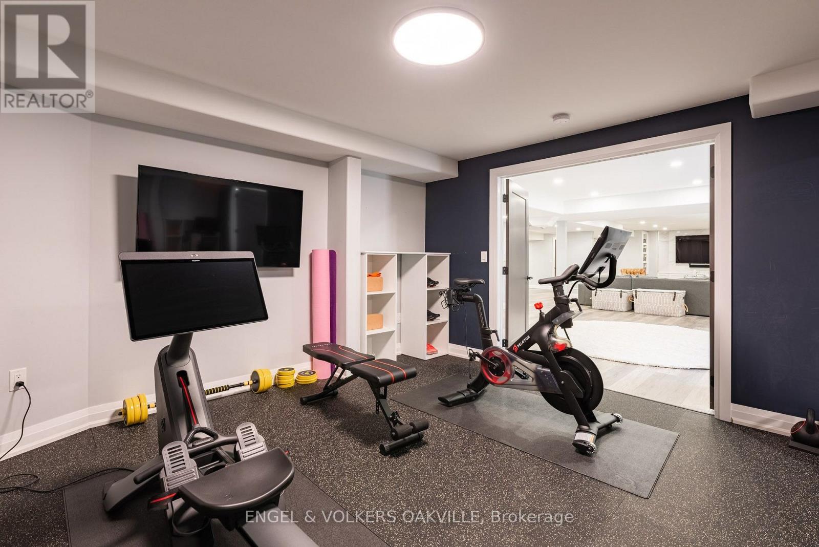 33 BARRACLOUGH BOULEVARD - 50