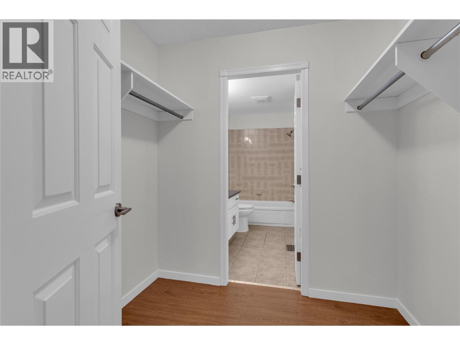 3 1675 Thayer Court, Kelowna