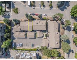 3 1675 Thayer Court, Kelowna