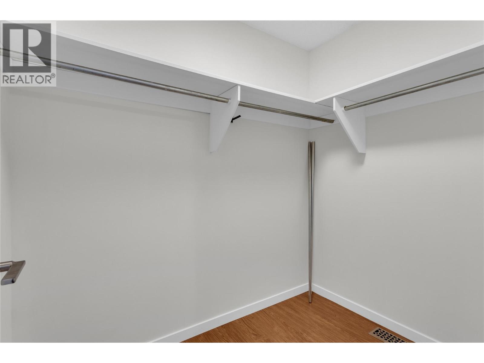 3 1675 Thayer Court, Kelowna