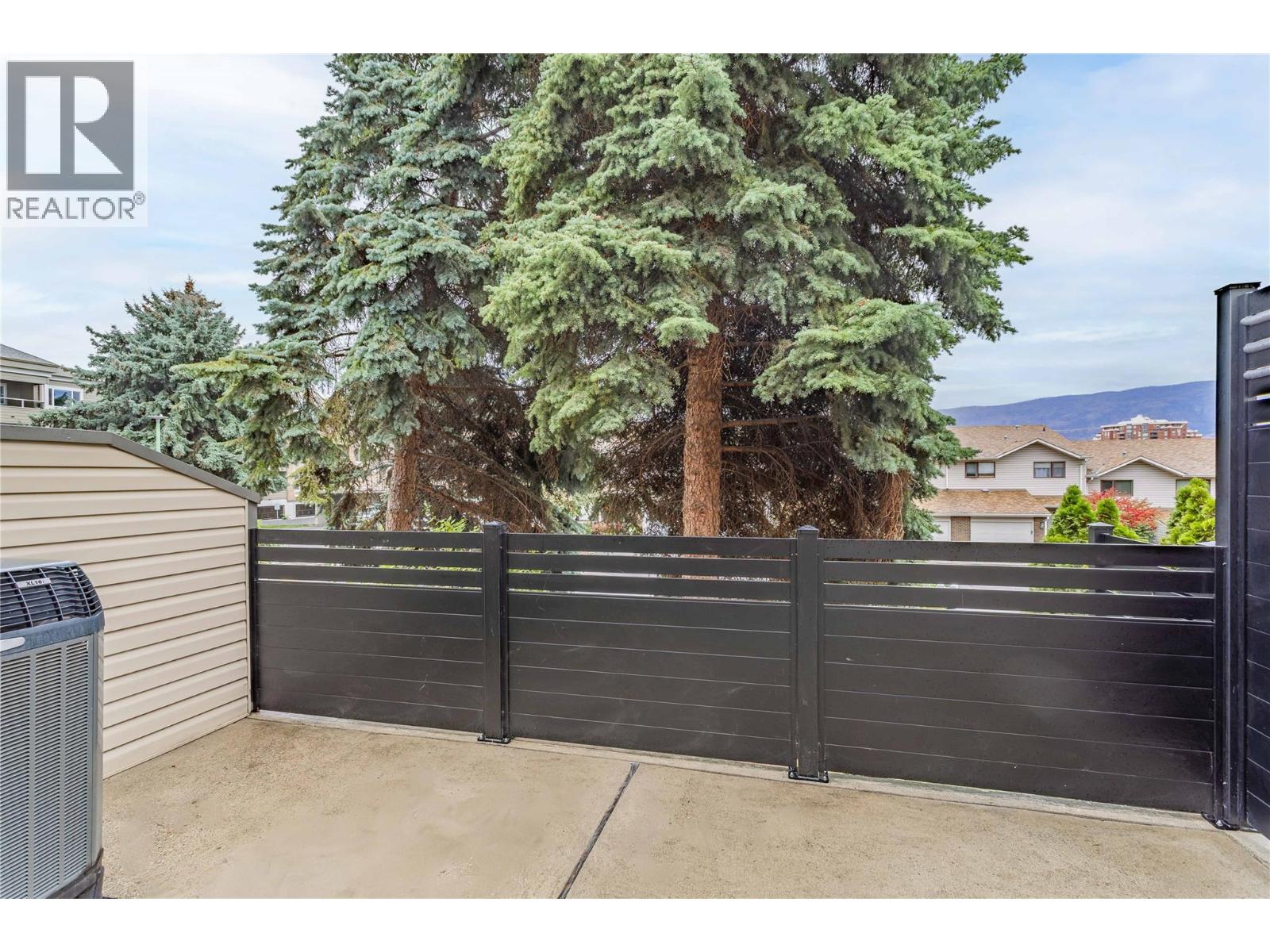 #3 1675 Thayer Court - 12