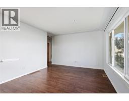 1202 Crestwood Drive, Kamloops, BC V2C5G9 Photo 15