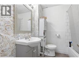 1202 Crestwood Drive, Kamloops, BC V2C5G9 Photo 26