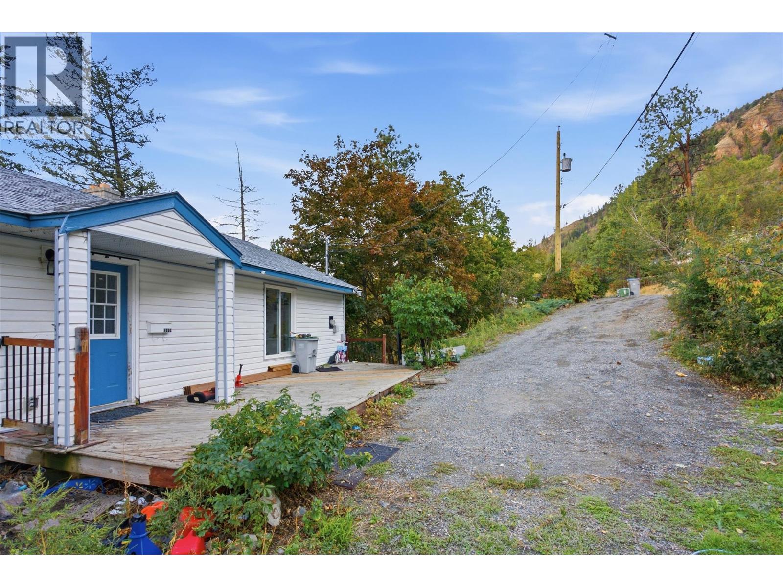 1202 CRESTWOOD Drive - Image 42