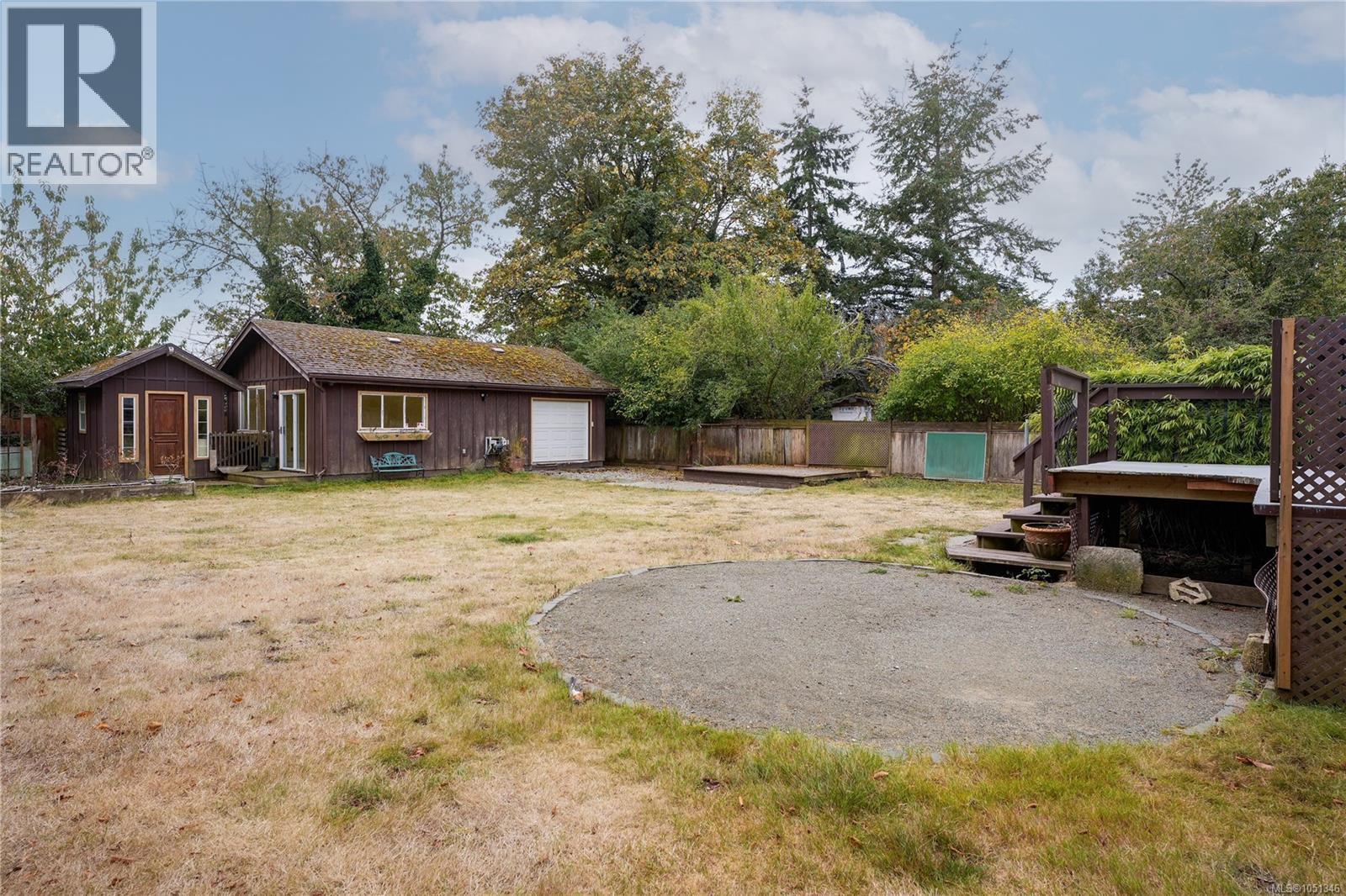 6729 Grant Rd W - Image 25