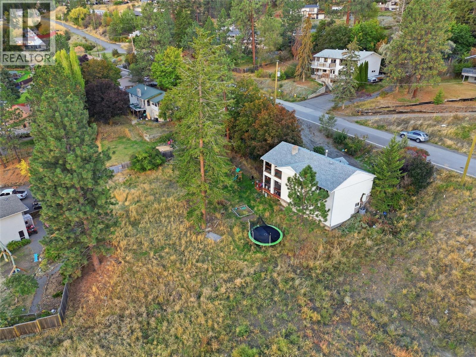 1202 CRESTWOOD Drive - Image 38