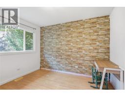 1202 Crestwood Drive, Kamloops, BC V2C5G9 Photo 18