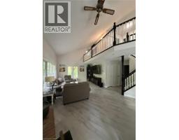 Kitchen - 147 Concession 1 Road S, Cayuga, ON N0A1E0 Photo 12