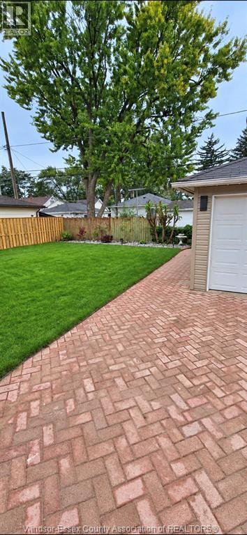 2509 Rossini Boulevard — photo 15