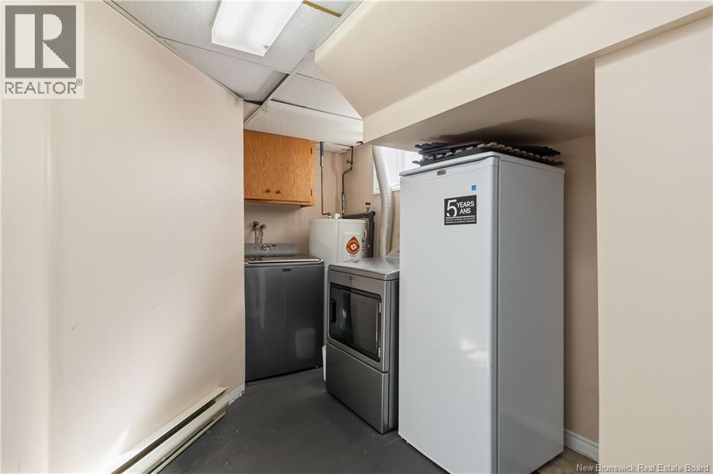 165 West Lane - Image 31