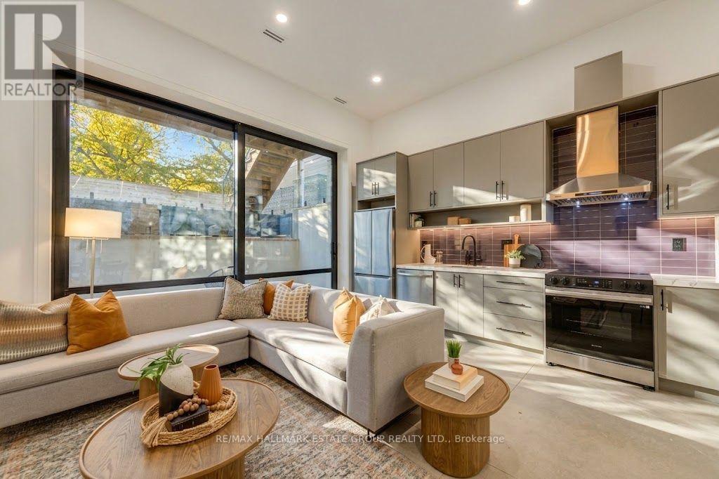 10 Wheeler Avenue, Toronto, ON photo 38