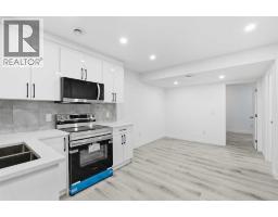 4pc Bathroom - 1612 Rangeview Drive Se, Calgary, AB T3S0K1 Photo 16