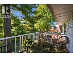 Kitchen - 38 Callander Drive, Guelph, ON N1E4H5 Photo 10