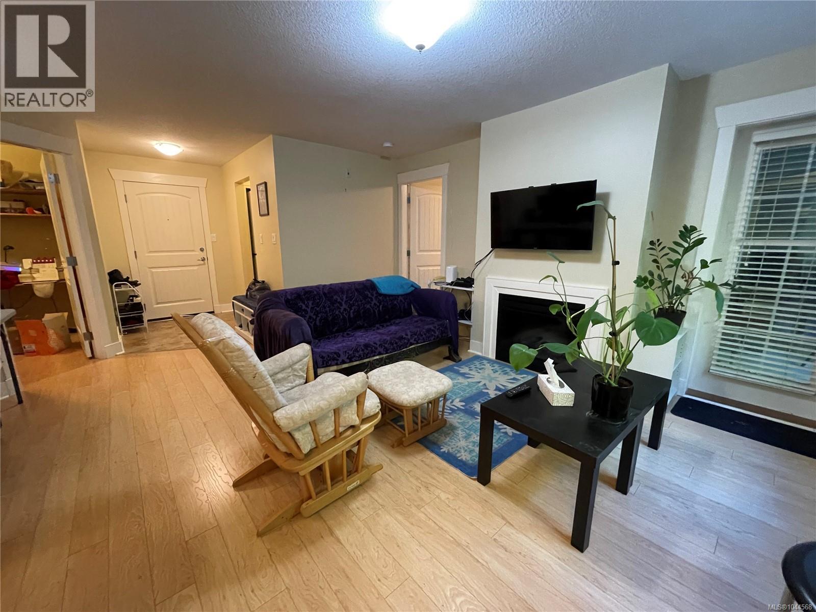 #203 1620 Townsite Rd - 11