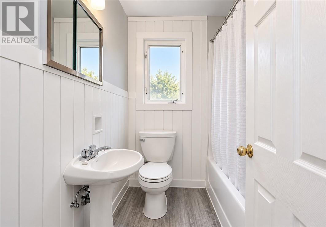 478 Ash Street - 10