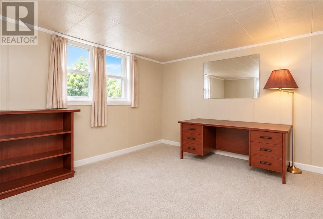 478 Ash Street - 18